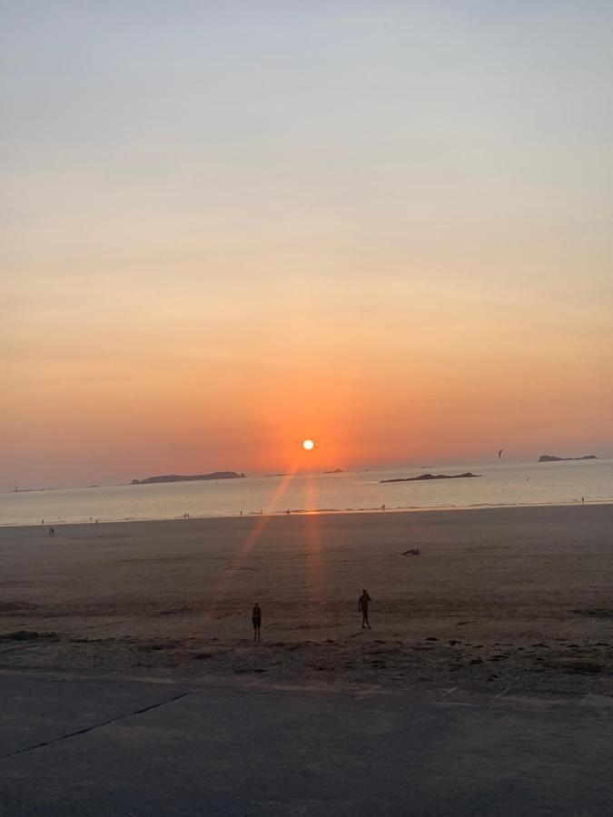 Saint-Malo : bel appartement -10min à pied intra/plages Extérieur photo