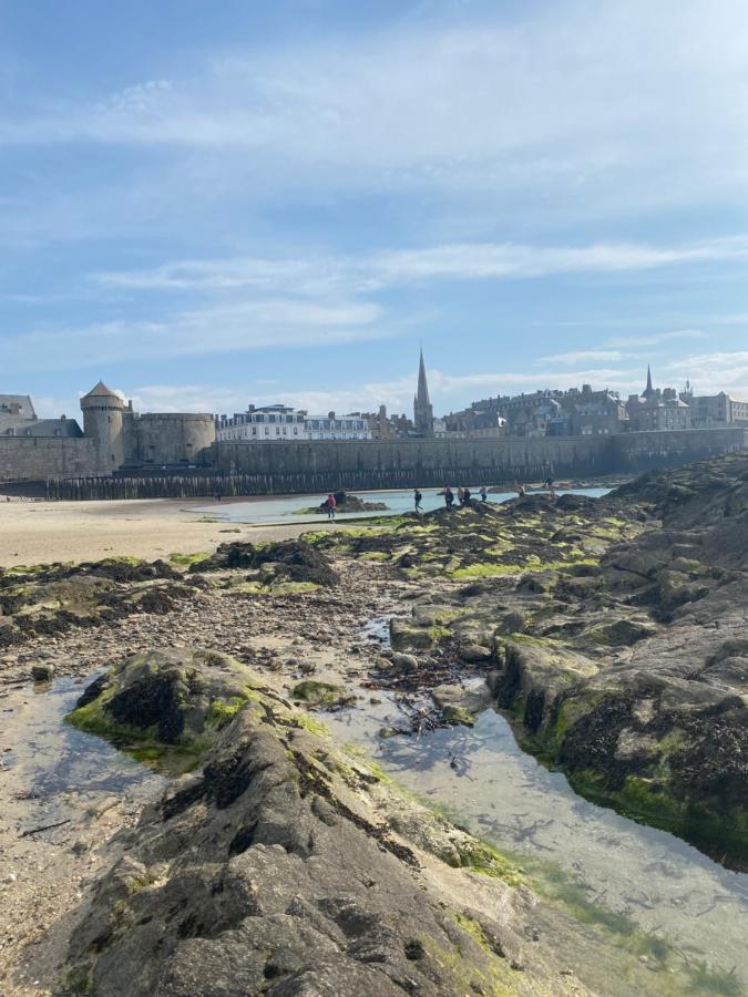 Saint-Malo : bel appartement -10min à pied intra/plages Extérieur photo